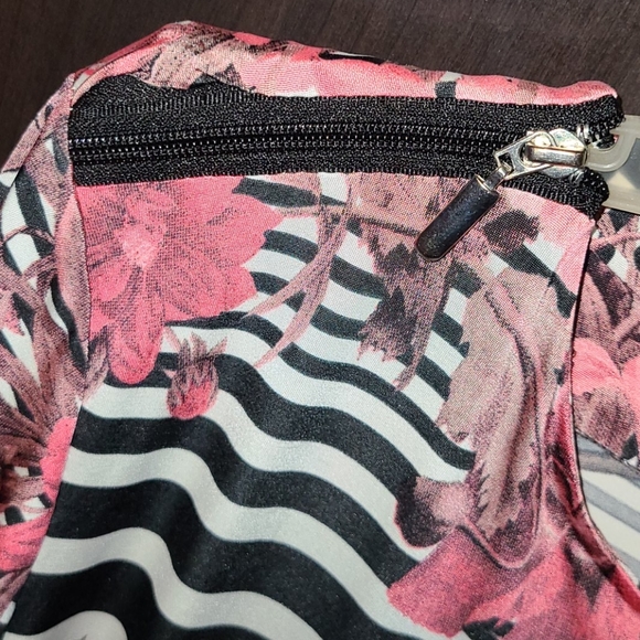 Fancy blouse - Picture 3 of 3